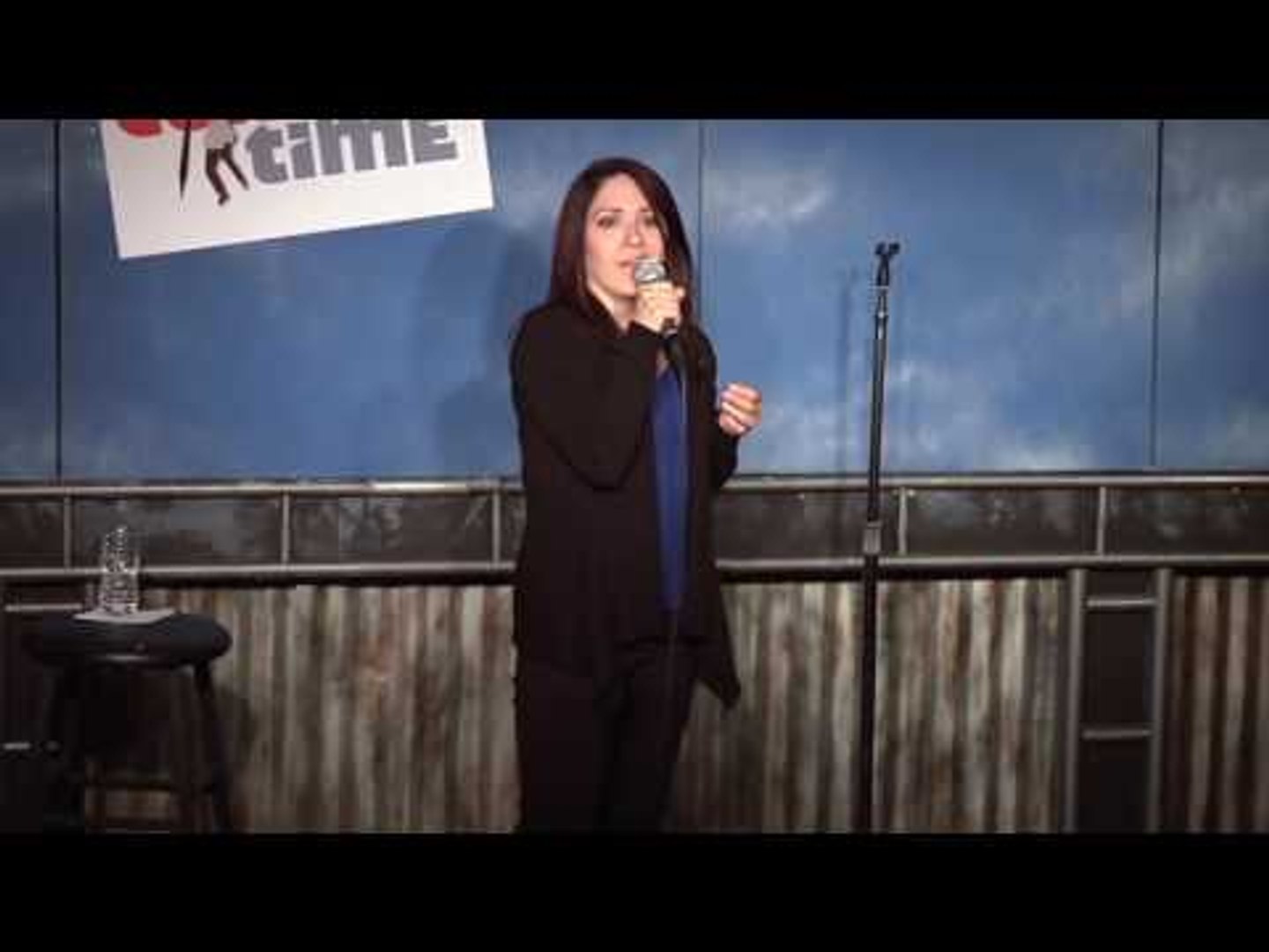 Allegra Barnett: (Stand Up Comedy)