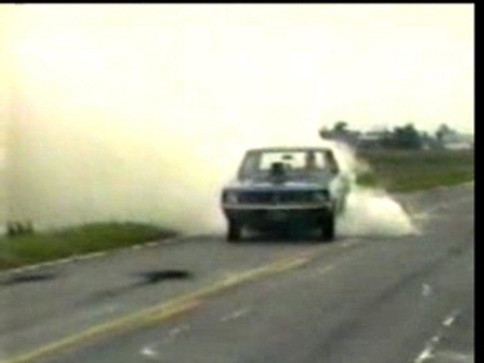 '70 Blown Dodge Dart nice burnout