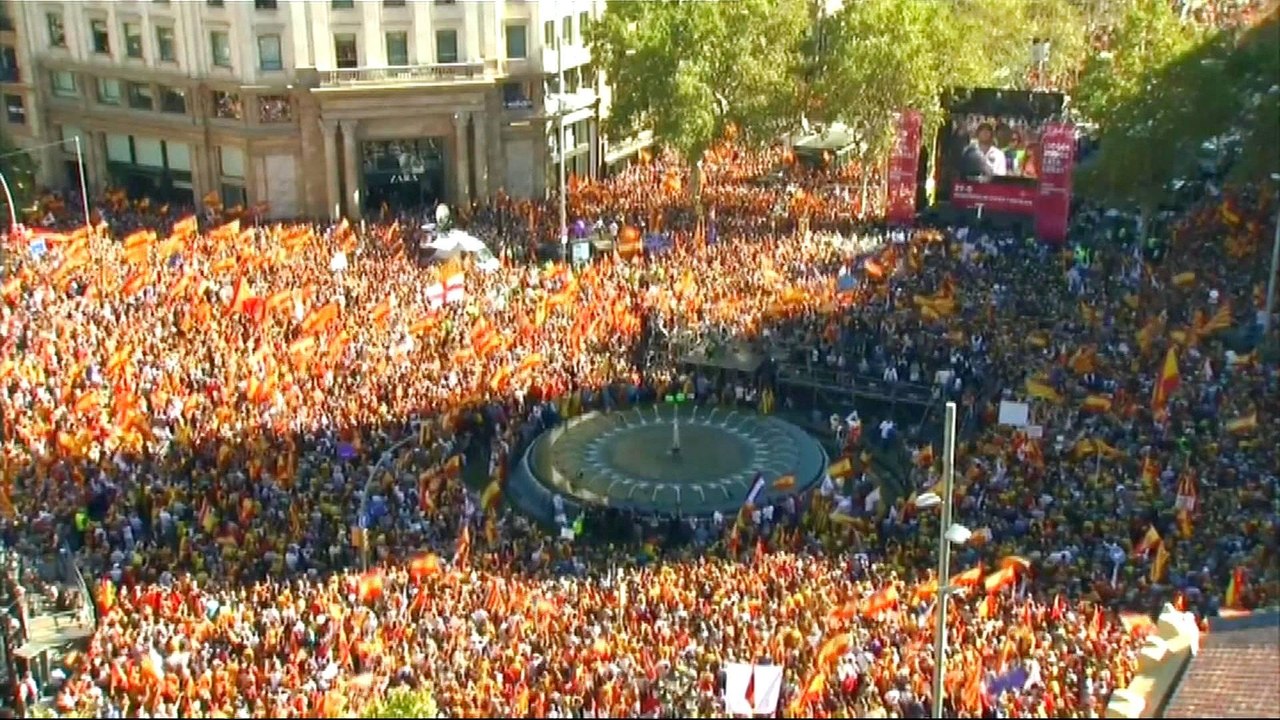 Catalonia's 'silent majority' breaks silence in pro-Spain rally