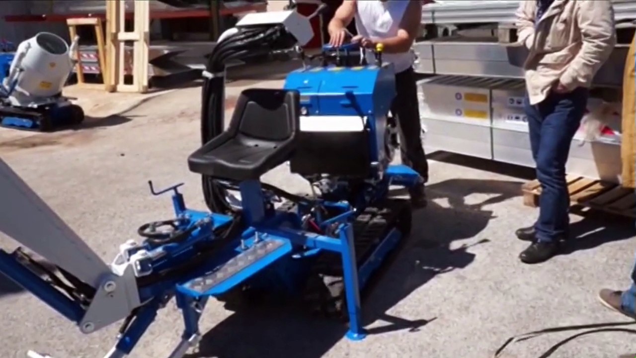 Pelles rétro avec le porte-outils Kompact