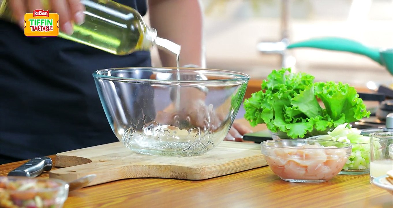 Chicken Shawarma - Chicken Roll With Spinach Sauce