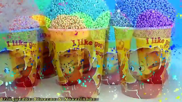 Daniel Tigre em Português Surpresas - Daniel Tigers Neighborhood Surprise Foam Clay Daniel baby toy