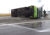 Diyarbakır'da Yolcu Otobüsü Devrildi: 23 Yaralı