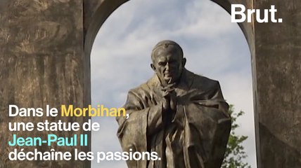 Dans le Morbihan, une statue de Jean-Paul 2 crée la discorde