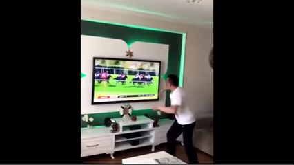 dizi izlerken kendinden geçenler -)