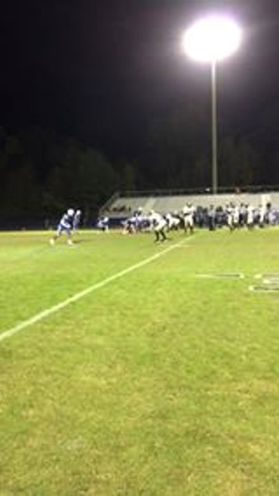 High School Senior With Cerebral Palsy Scores Touchdown With Help of Teammates and Opponents