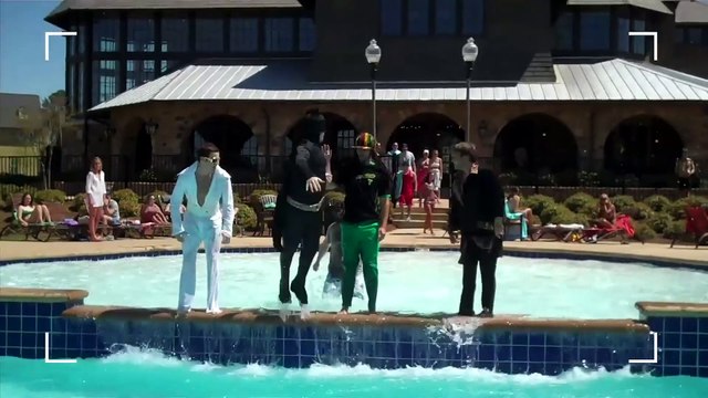 Taylor Swift NOW - 01. I Surprised My Fans S1E3 - A Hug From Taylor Swift (Part 2)