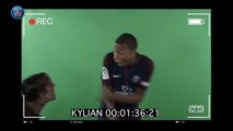 PSG faz pegadinha de Halloween com jogadores e Mbappé leva o maior susto; assista