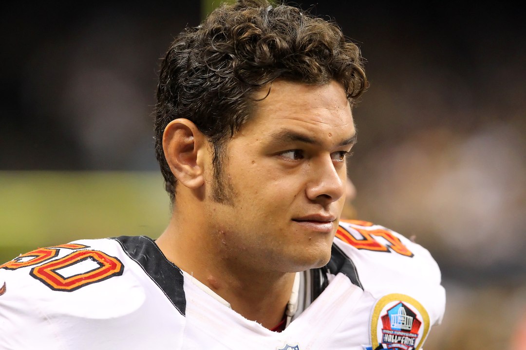 Former NFL player Daniel Te'o-Nesheim has died at 30