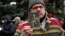 Russians honour the victims of Stalin-era purges