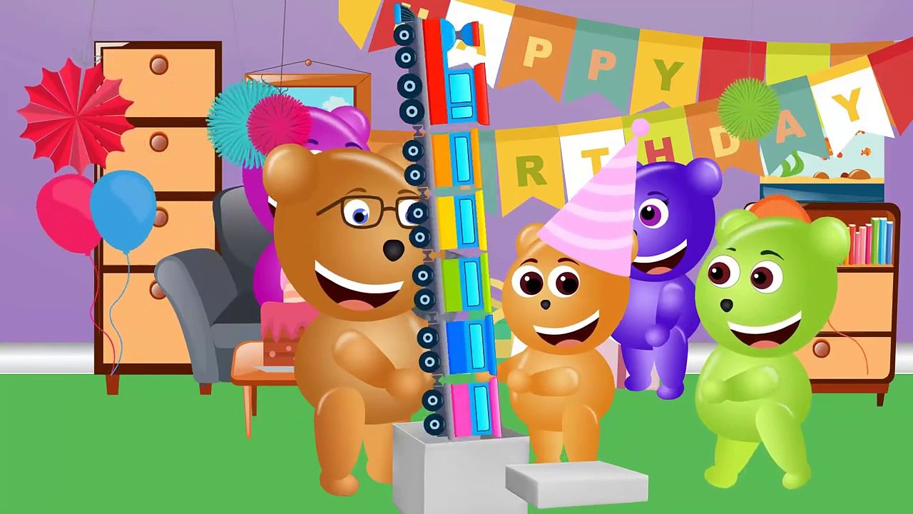 Mega Gummy bear baby crying broken Teeth in Dentist finger family nursery fro kids | Gummy kid