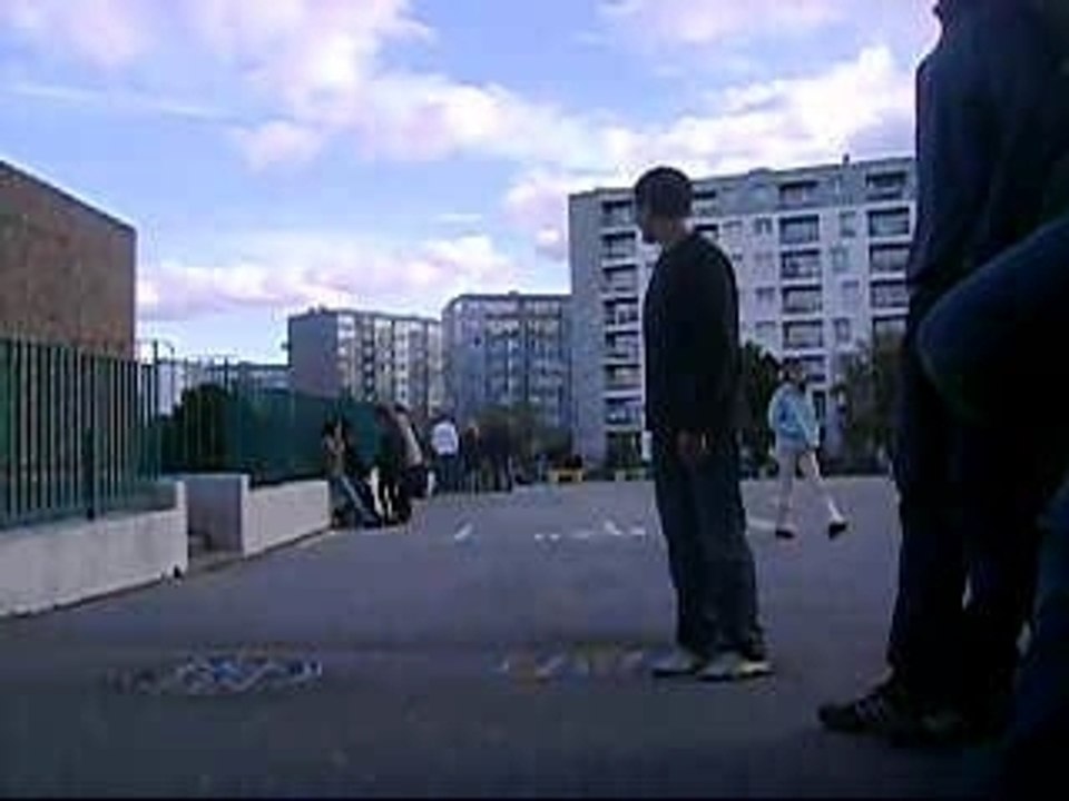 Billard dans la poubelle