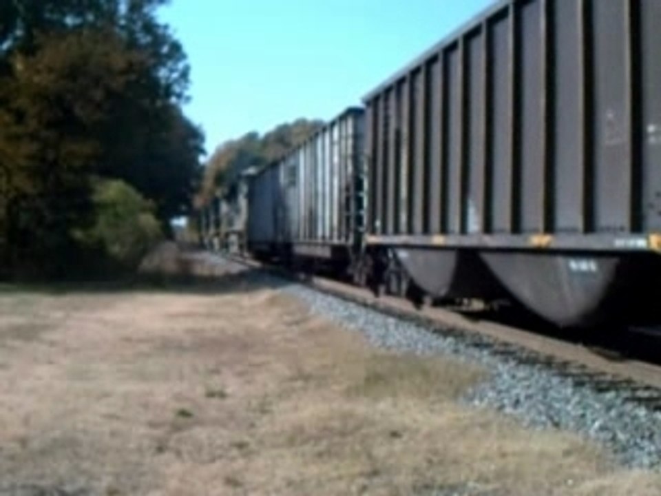 NS #753 With Dash 8