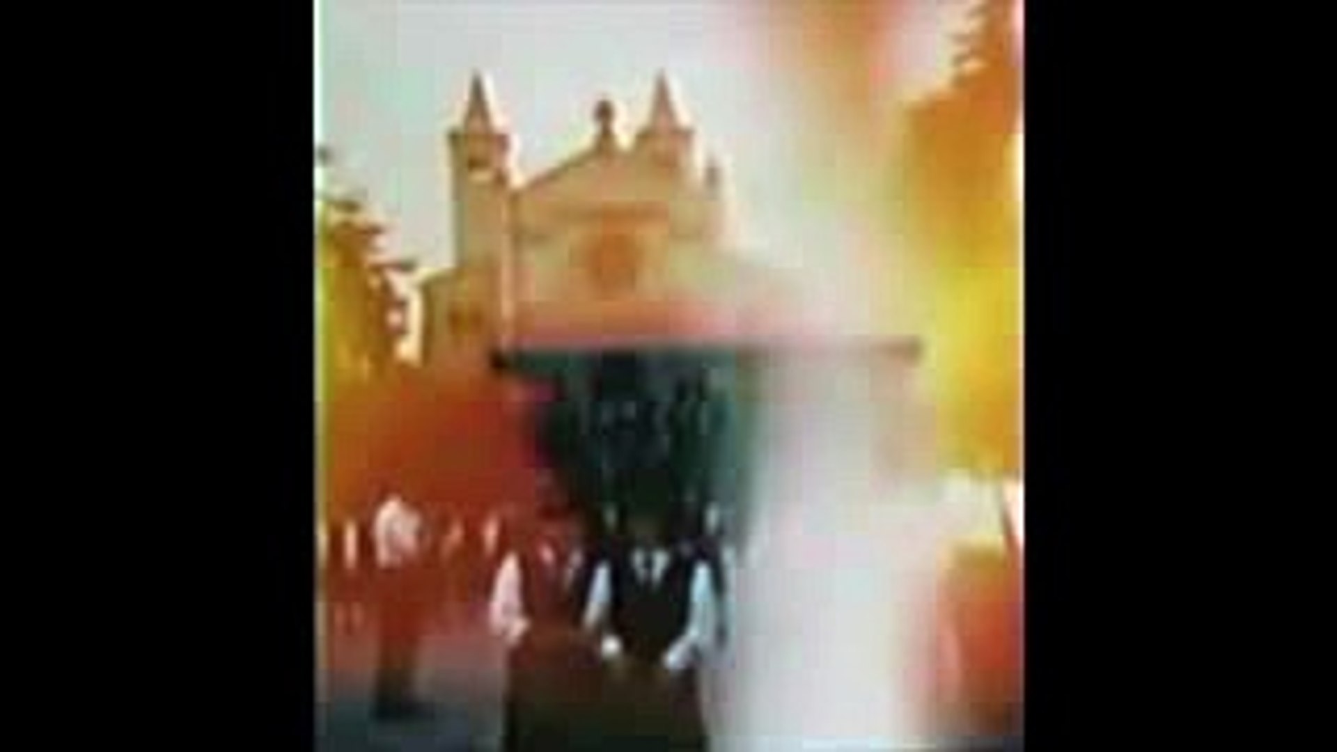 都市伝説 アンビリバボーで特集されトラブル続出 心霊写真 アステカの祭壇 Video Dailymotion