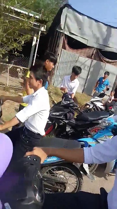 Nhóm Racing Boy ở Bình Dương đi rước dâu nẹt pô ầm ĩ gây bức xúc