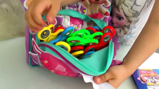 Learn Colors with BAD BABY Magic Fidget Spinner Hypnotize Dog Finger Family Song Songs For Children-7GSgyYDs37E