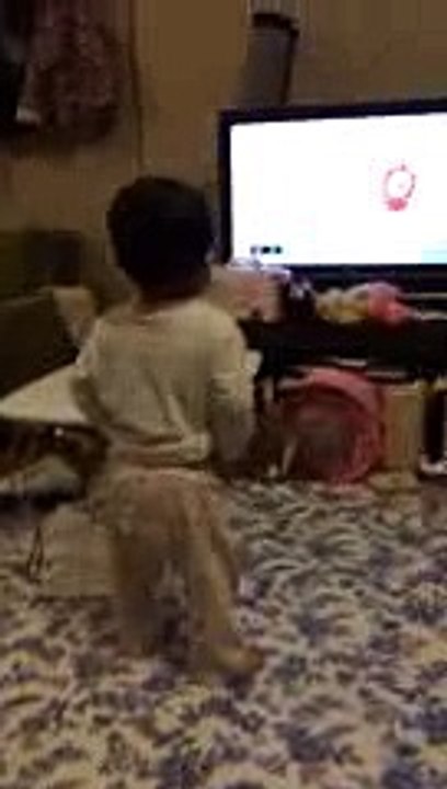 タモリ倶楽部のオープニングで踊るりょうた