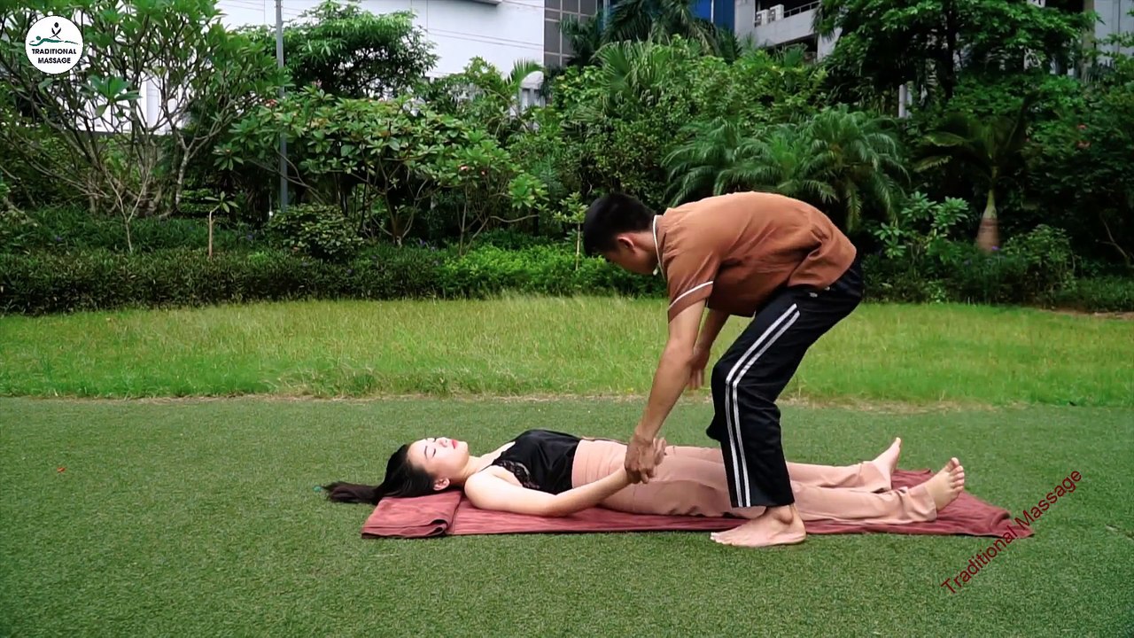 Thai Massage Techniques Full Body - Stretching, Relaxing and pain relief