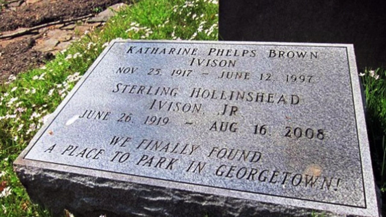 Quand l’humour noir nous suit jusque dans la mort : 15 épitaphes à mourir de rire...