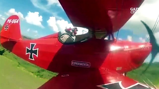 Avião planador experimental realiza voo teste