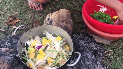 Nutrition is not enough, little sister to teach you to cook some fish to eat