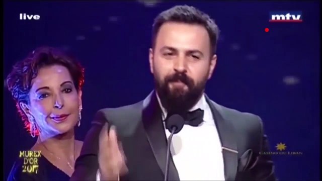 التعليق الأول له بعد زواجه... تيم حسن لـ لها : هذا أكثر ما أعجبني بوفاء الكيلاني... وهي تبلّغكم إعتذارها!