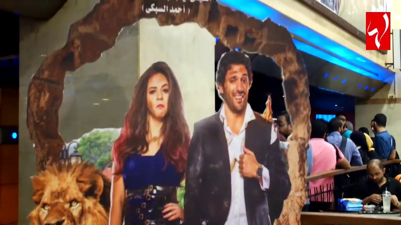 ماذا قال حسن الرداد لكاميرا لها عن علاقته بالسوشيال ميديا وكيف فاجأه الفانز؟