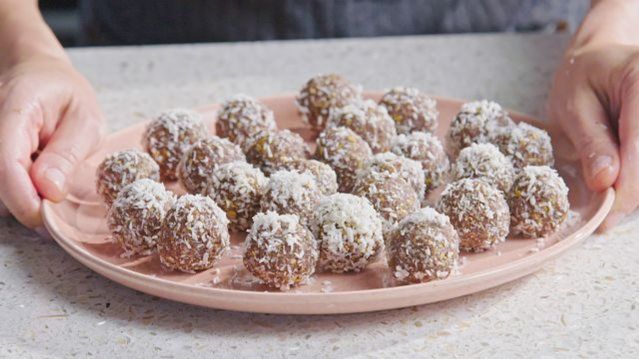 Your Perfect Workout Snack, Coco-Date Power Balls
