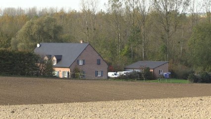Cinq membres d'une même famille retrouvés morts dans une ferme