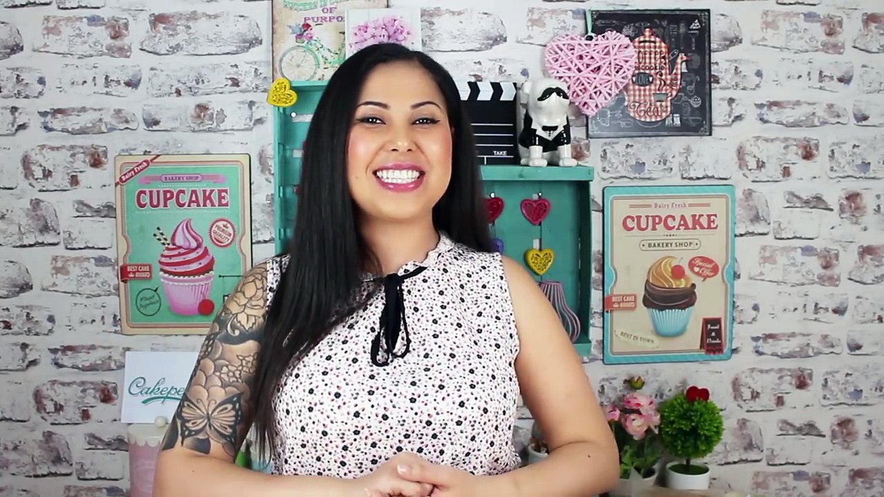 Bolo Pin Up | Como Fazer Bolo de Aniversário Pin Up | Cakepedia