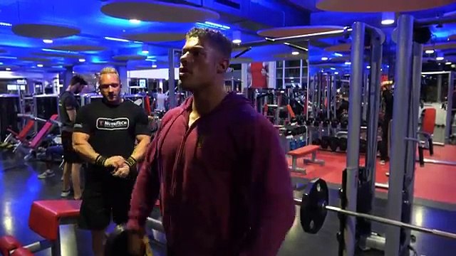 DELTOID Workout for BIG FULL Shoulders - Wes & Wes