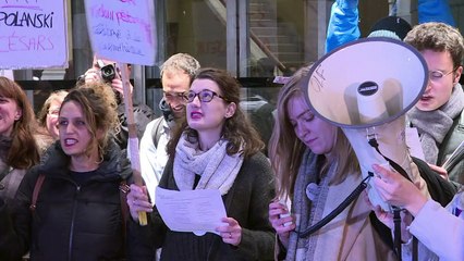 Feministas protestam contra Polanski em Paris