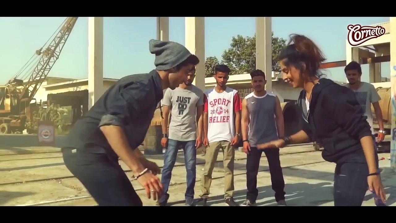 Ali azmat And QB CHAL DIYE Corneto