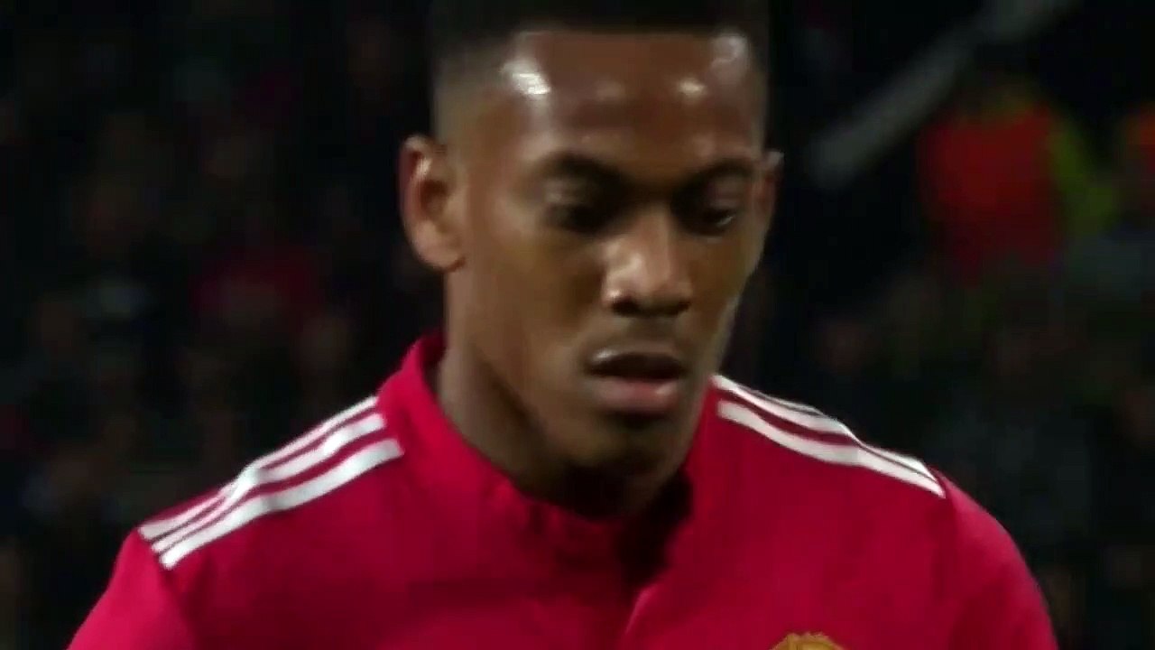 Anthony Martial Missed Penalty HD - Manchester United 0-0 Benfica