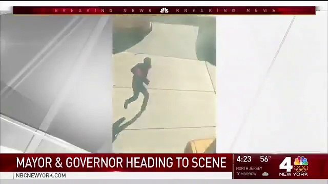 Attaque à New York: Les images du suspect courant dans les rues de Manhattan