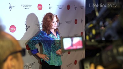 Elvis Costello and Bonnie Raitt Honored at Little Kids Rock 2017 Benefit