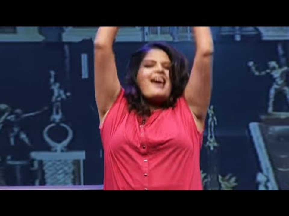 SUBI SURESH SUPER DANCE PERFORMANCE | Malayalam Stage Show 2016 | Superb Dance Performance