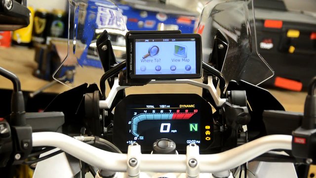 2018 BMW R1200 GS Adventure - TFT Screen Review