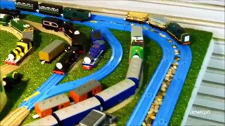 Trackmaster Paxton in trouble, unboxing review and first run.
