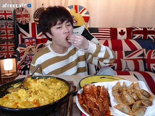 BJ꽃돼지 카레라이스+배추김치+고향만두 먹방