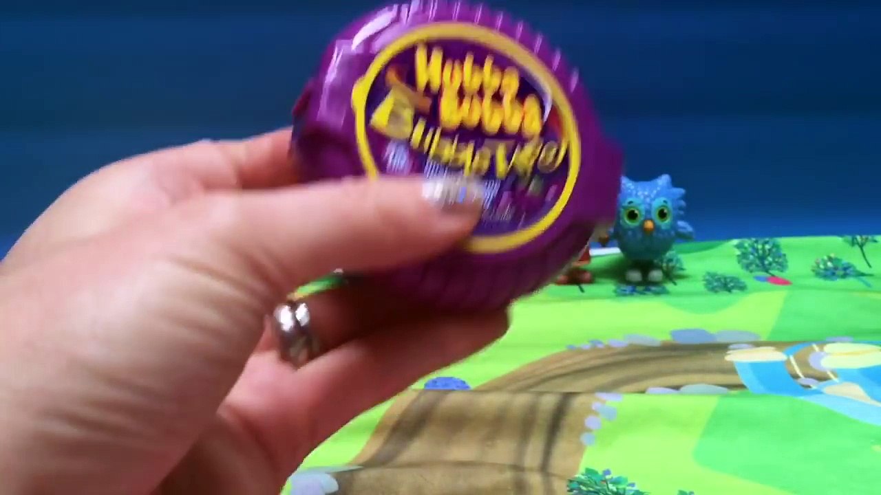 DANIEL TIGER'S Neighbourhood Toys Hubba Bubba Gum Tape!-m4yhRfsQzqA