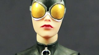 DC Collectibles Designer Series Greg Capullo 7 Catwoman Figure Review