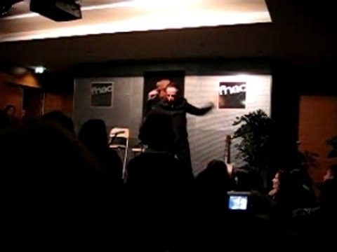 Showcase fnac dionysos
