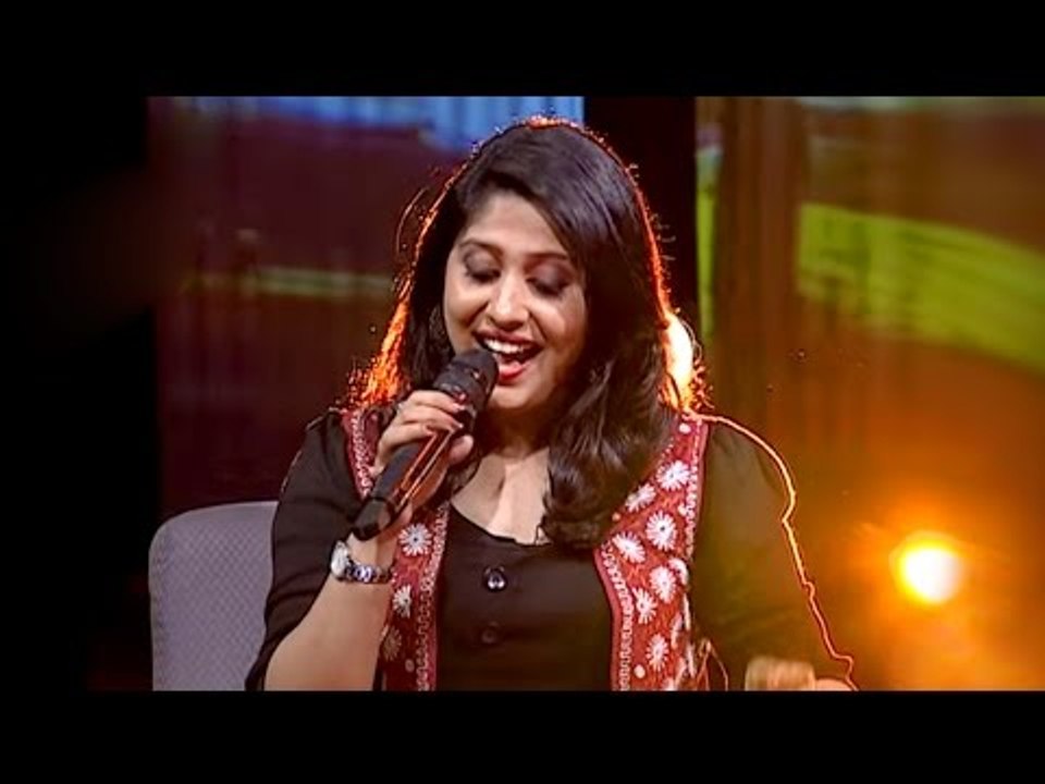 Ranjini Jose Singing Super Hit Tamil Song Vasigara | Ranjini Jose Stage Show | Malayalam Stage Show