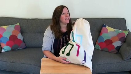 Singing bag 6 Down in the Jungle, Alice the Camel, Wind the Bobbin Up