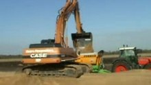 Earthmoving,Case Excavator action