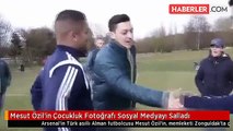 Mesut Özil'in Çocukluk Fotoğrafı Sosyal Medyayı Salladı