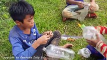 Wow!! Smart Children Catch Tree Snake Using Bottle Trap - How To Catch Tree Snake With Tra
