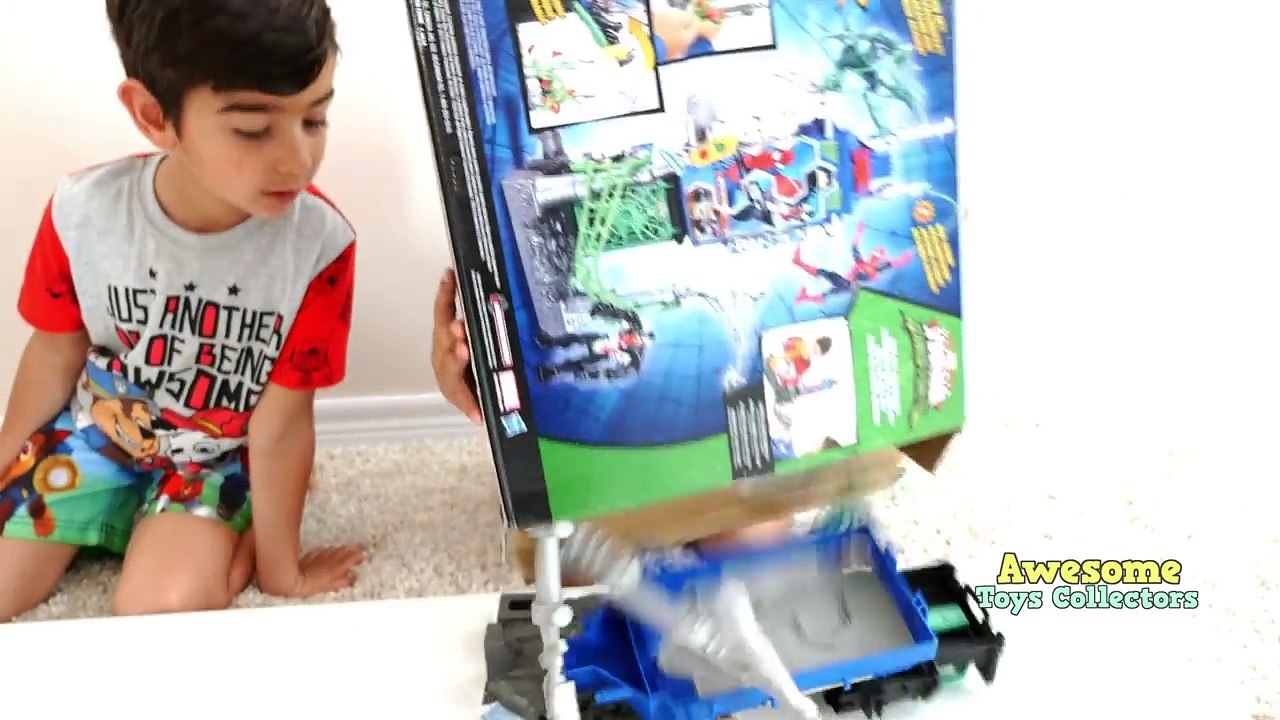 SPIDERMAN GIANT EGG SURPRISE TOYS Spiderman Opening Surprise Toys Spiderman Videos IRL Kids Video