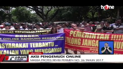 Ribuan Sopir Angkutan Online Tolak Peraturan Menteri di Depan Kemenhub
